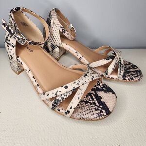 Torrid Sandals Womens 8.5 Wide Faux Tan Snake Skin Double Strap Stack Heel Shoes